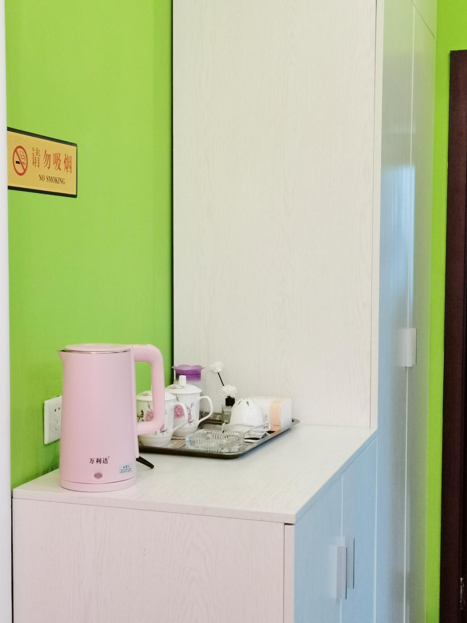 Emeishan Moon Bay Hotel エクステリア 写真