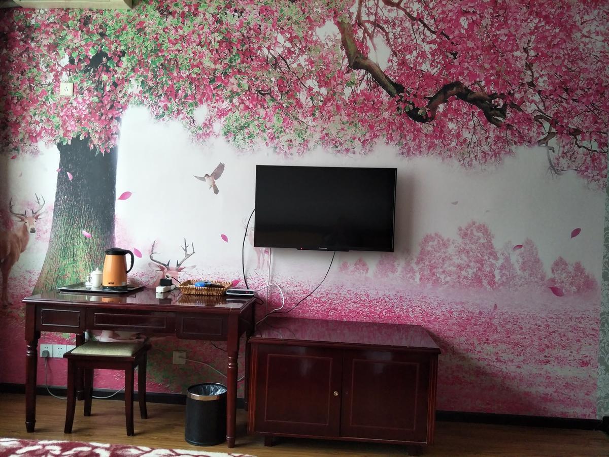 Emeishan Moon Bay Hotel エクステリア 写真